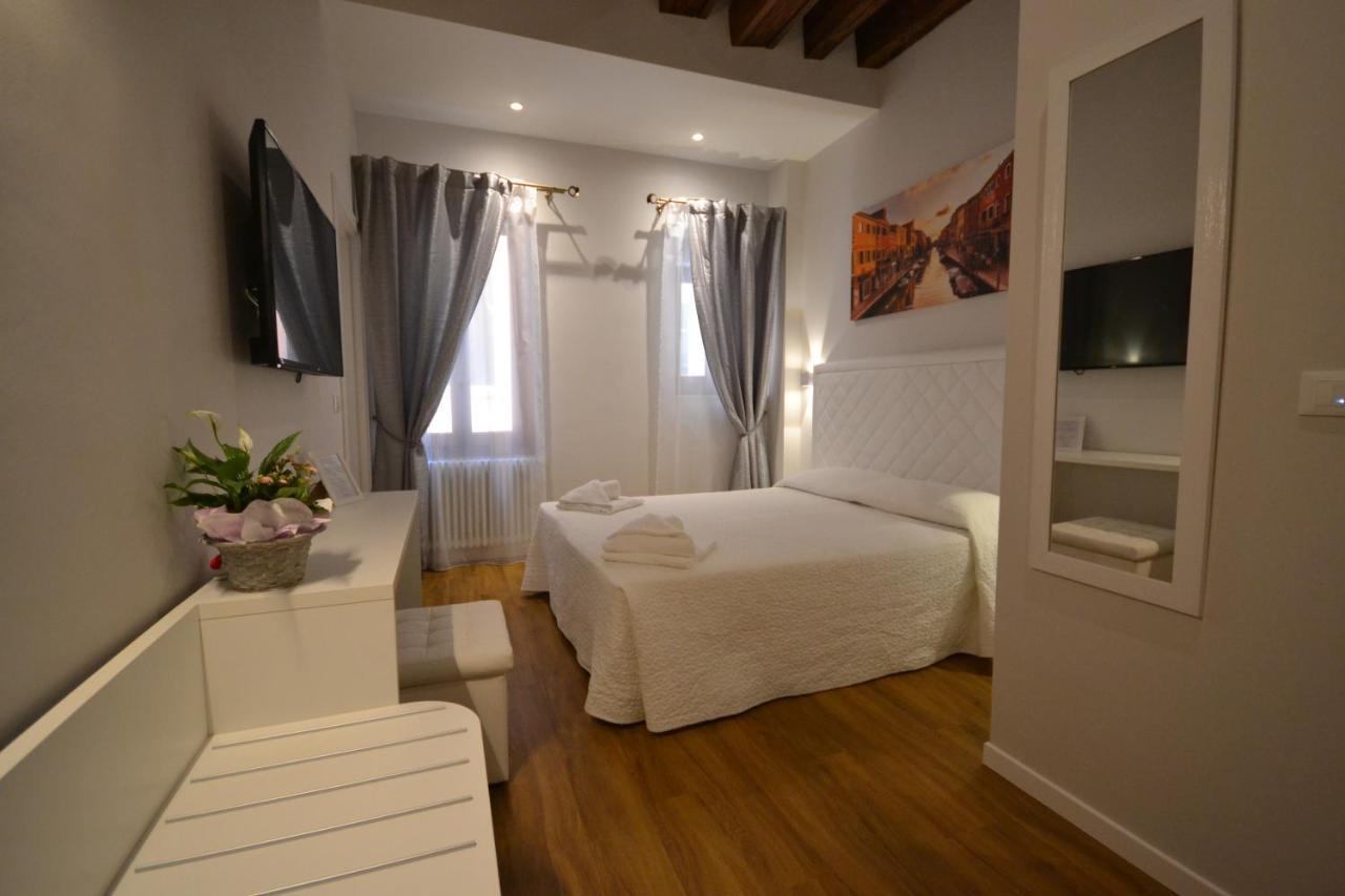 Hotel Ca' Giusta Wenecja Zewnętrze zdjęcie