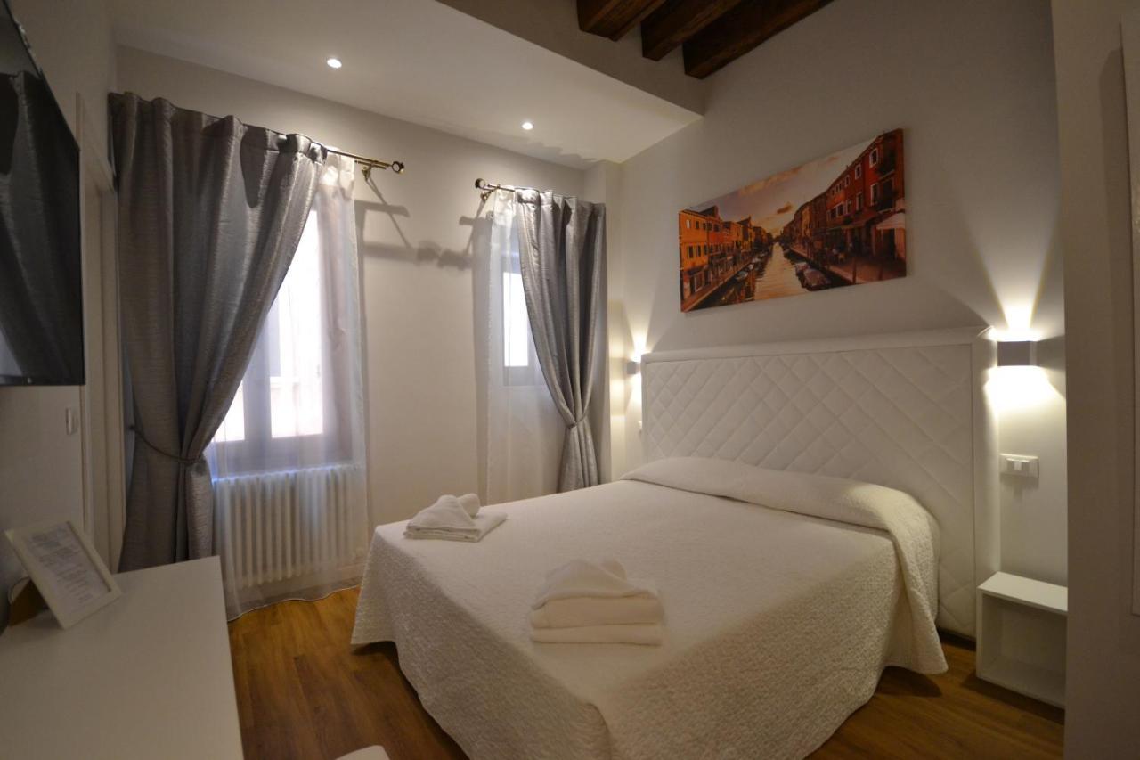 Hotel Ca' Giusta Wenecja Zewnętrze zdjęcie