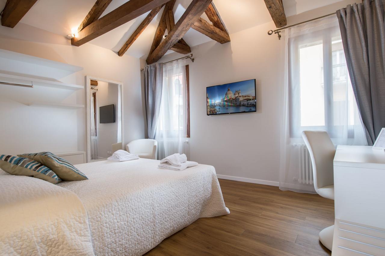 Hotel Ca' Giusta Wenecja Zewnętrze zdjęcie
