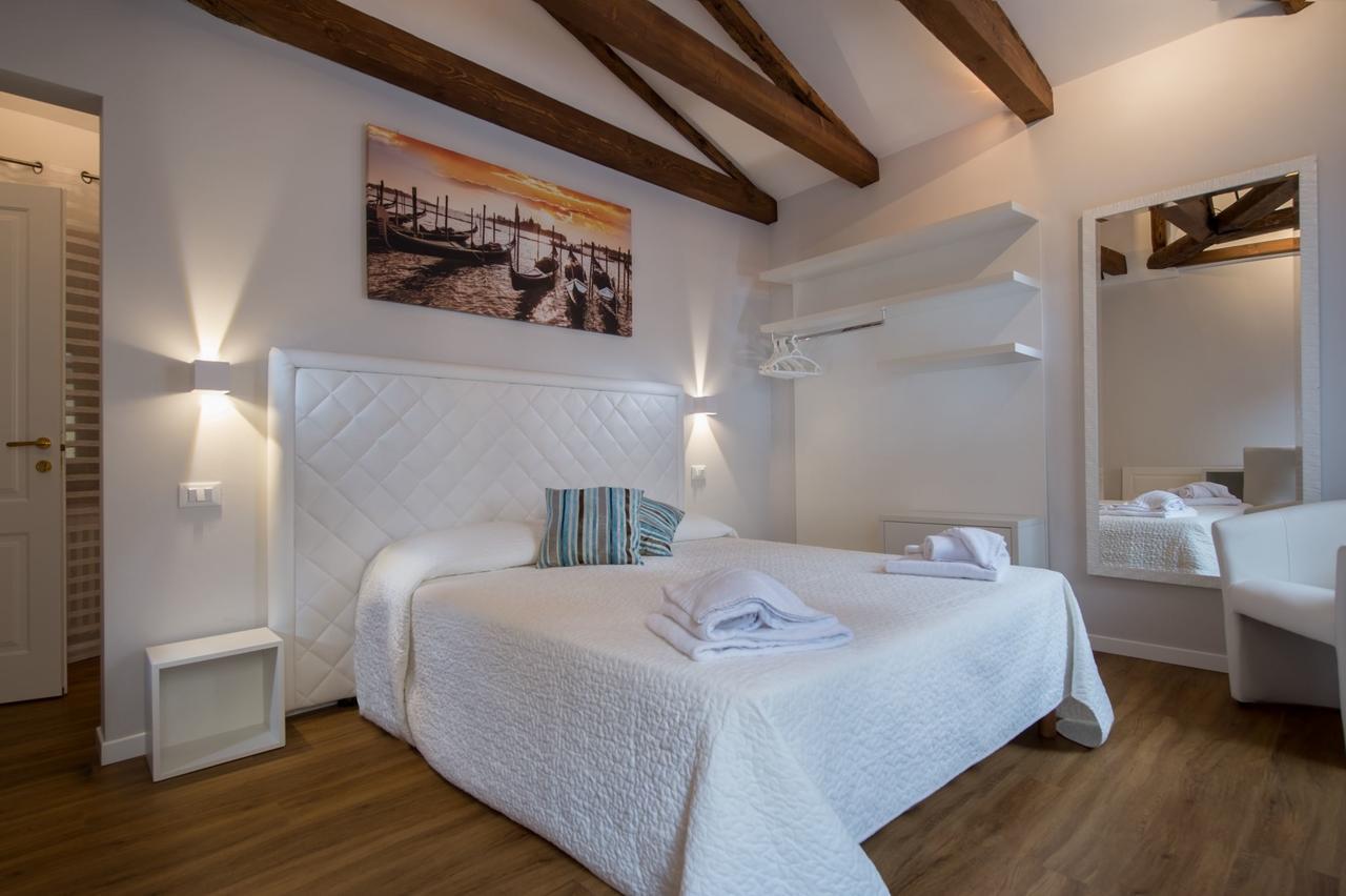 Hotel Ca' Giusta Wenecja Zewnętrze zdjęcie