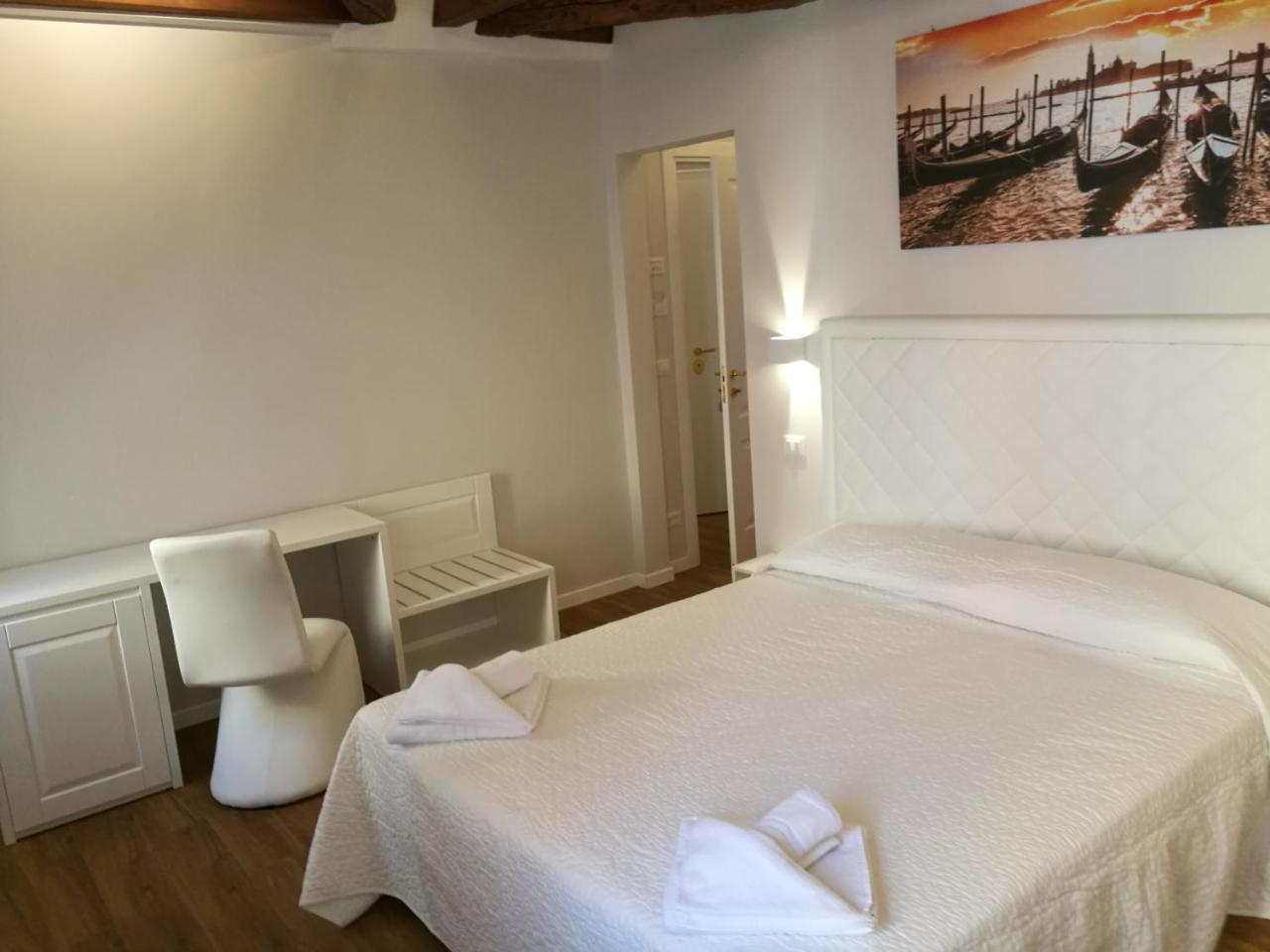 Hotel Ca' Giusta Wenecja Zewnętrze zdjęcie
